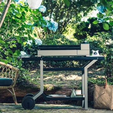 TABLE ROULANTE ACIER NOIRE ET GRIS POUR PLANCHA
